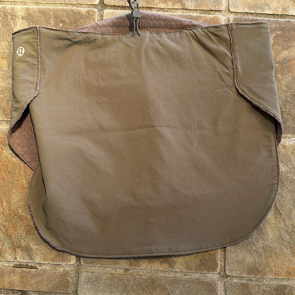 Running neck warmer used only 1 time